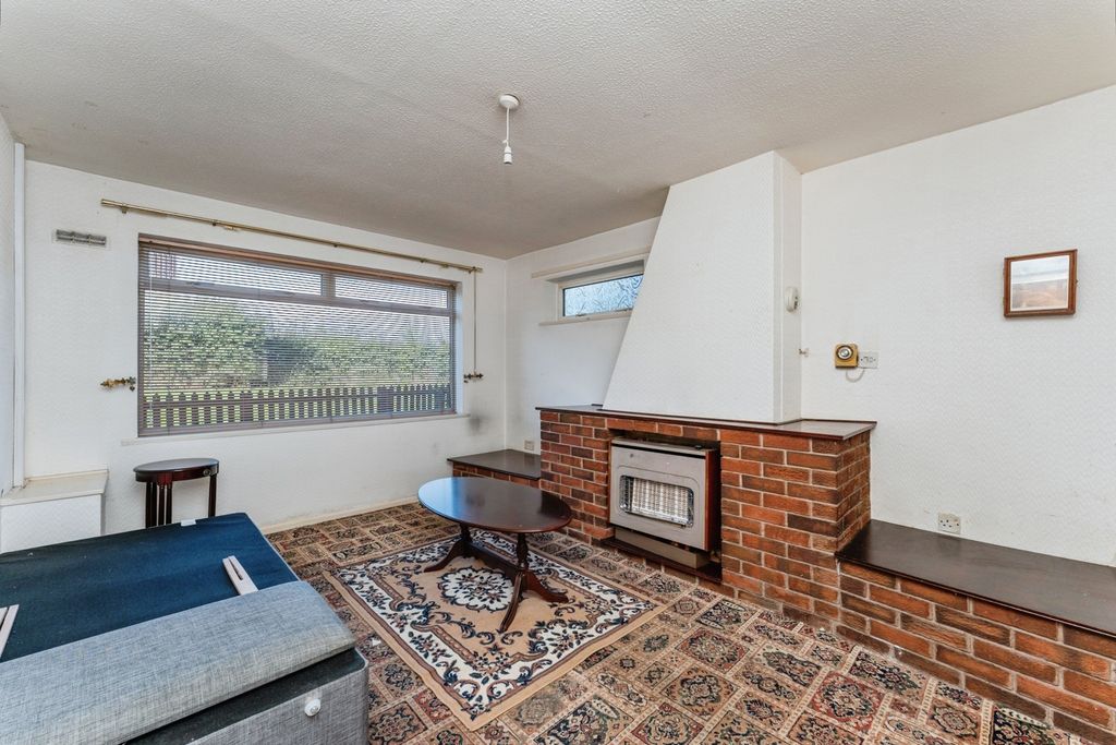 Property photo 3 of 17 Pbox-Img.Jpg