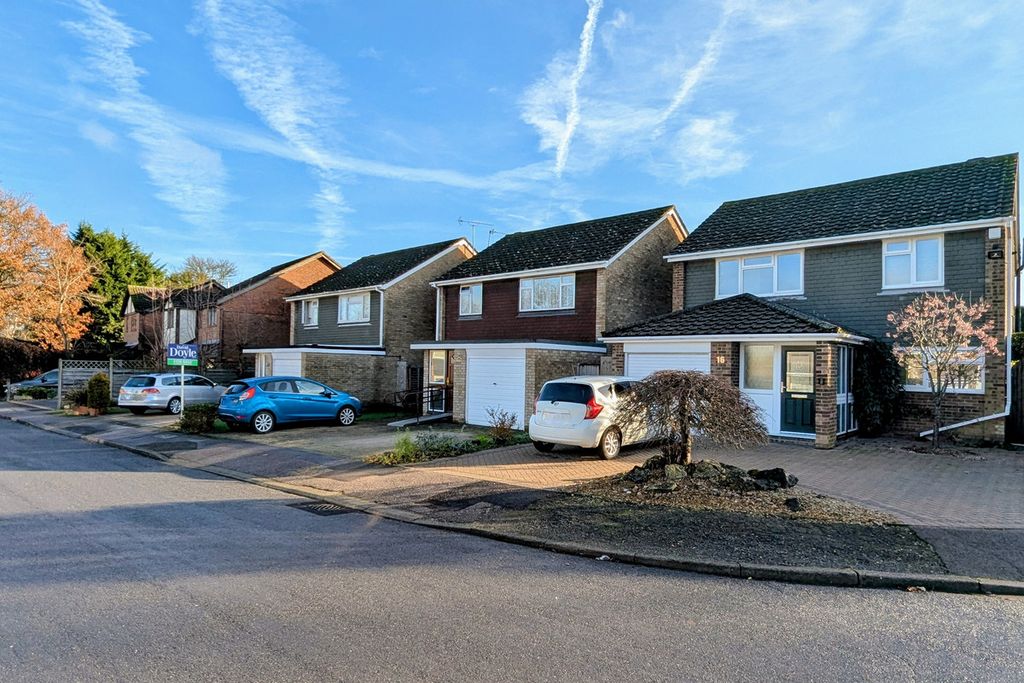 Property photo 1 of 17