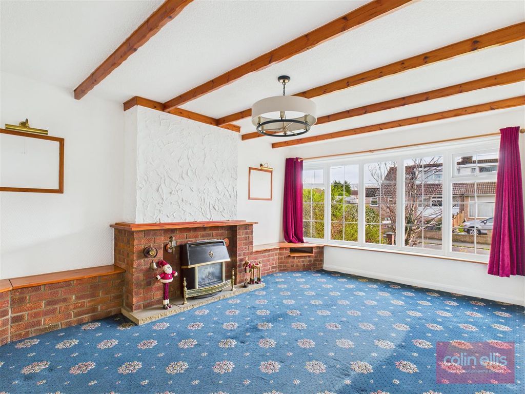 Property photo 2 of 19 Cam05075G0-Pr0252-Still001.Jpg