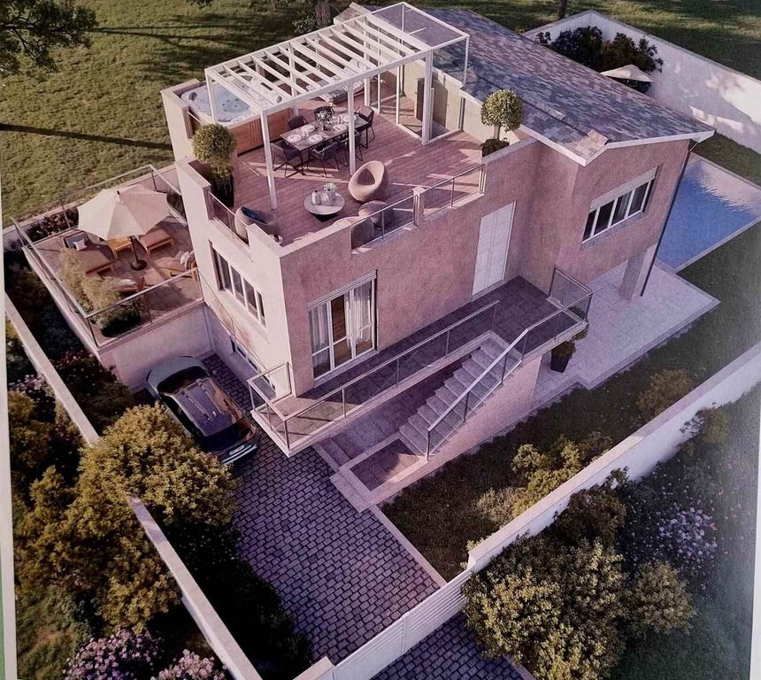 Property photo 1 of 6