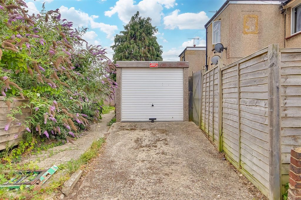 Property photo 3 of 14 Img_6565-Img_6567.Jpg