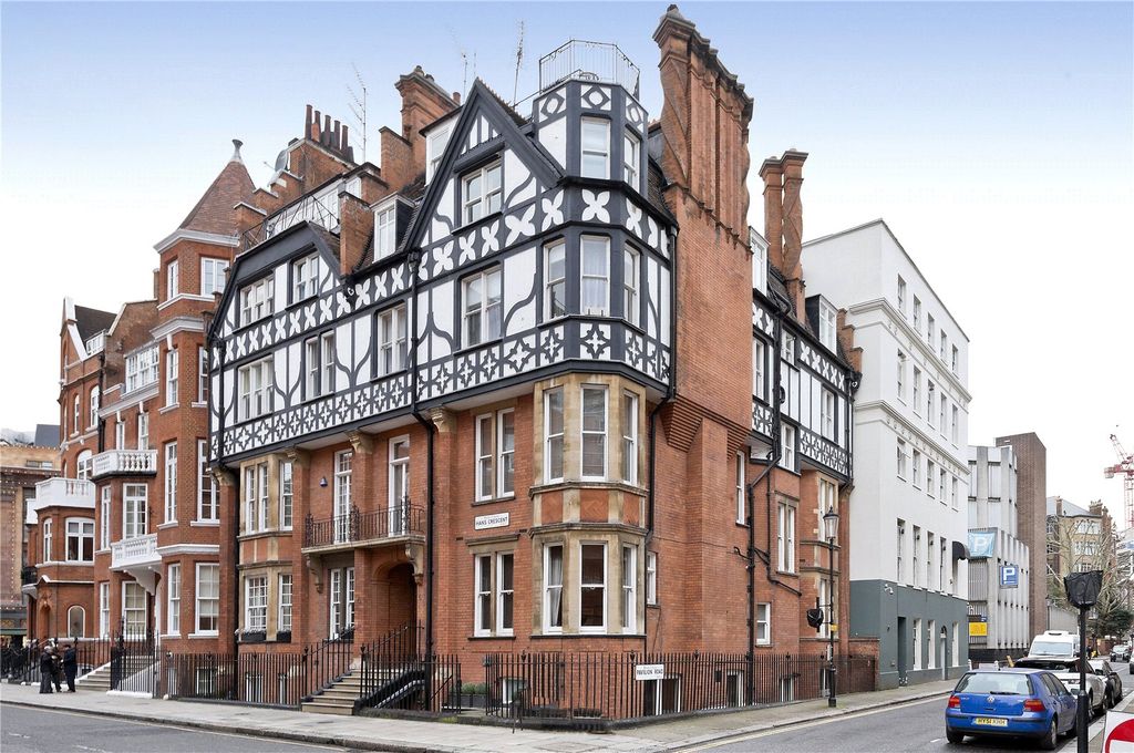 Property photo 2 of 7 Exterior