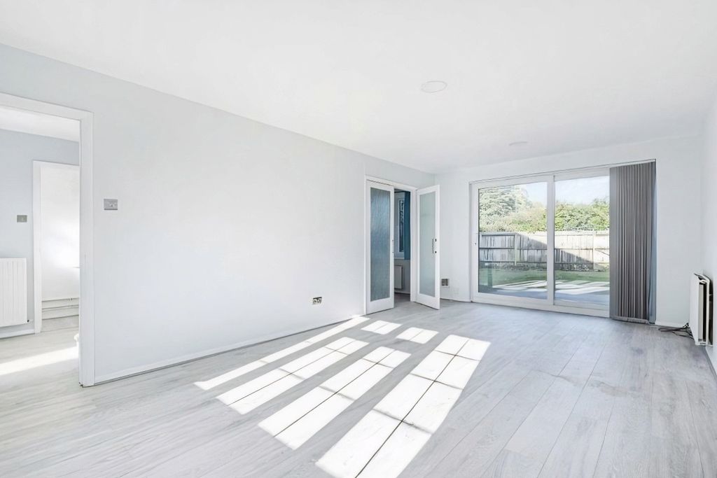 Property photo 2 of 10 Reception Room