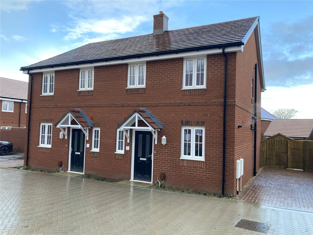 Property photo 1 of 9 Picture No. 16