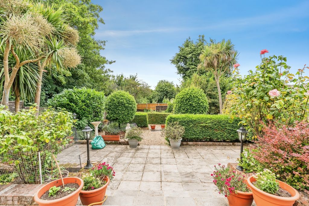 Property photo 3 of 24 Pbox-Img.Jpg