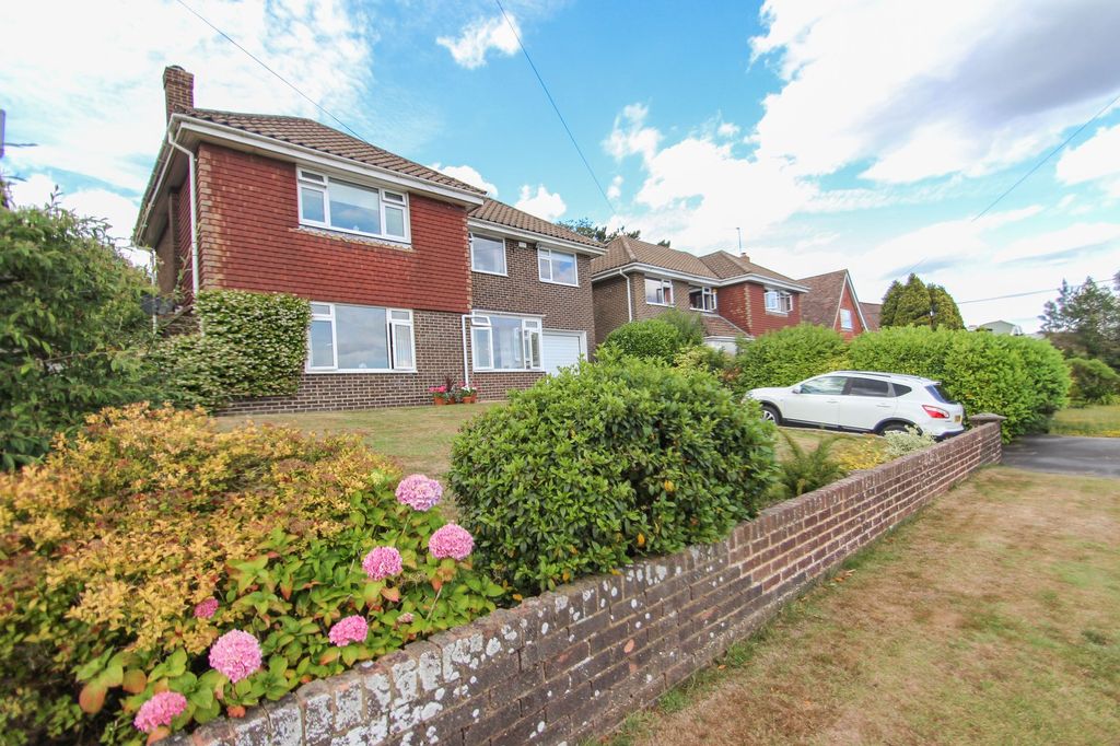 Property photo 1 of 22