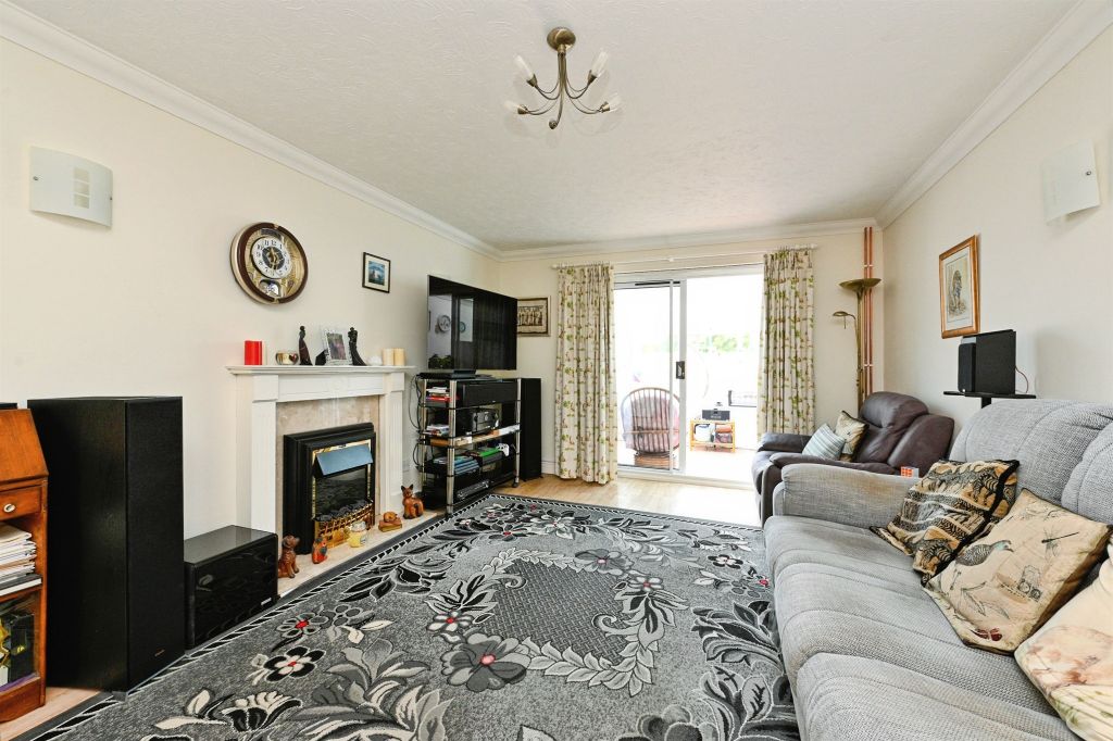 Property photo 3 of 20
