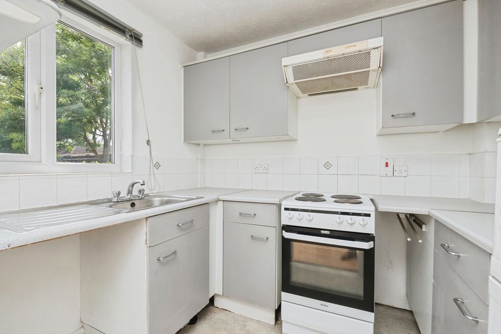 Property photo 3 of 13 Photo