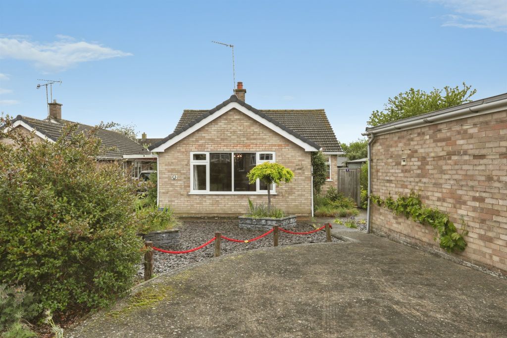 Property photo 1 of 18