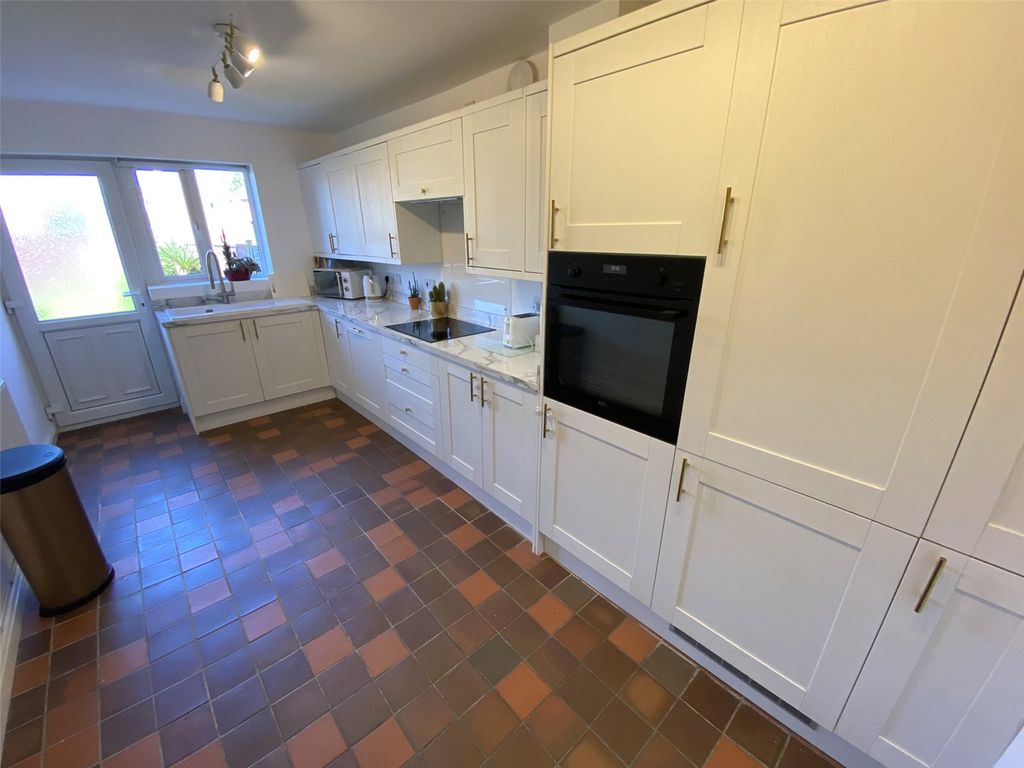 Property photo 2 of 17 Picture No. 08
