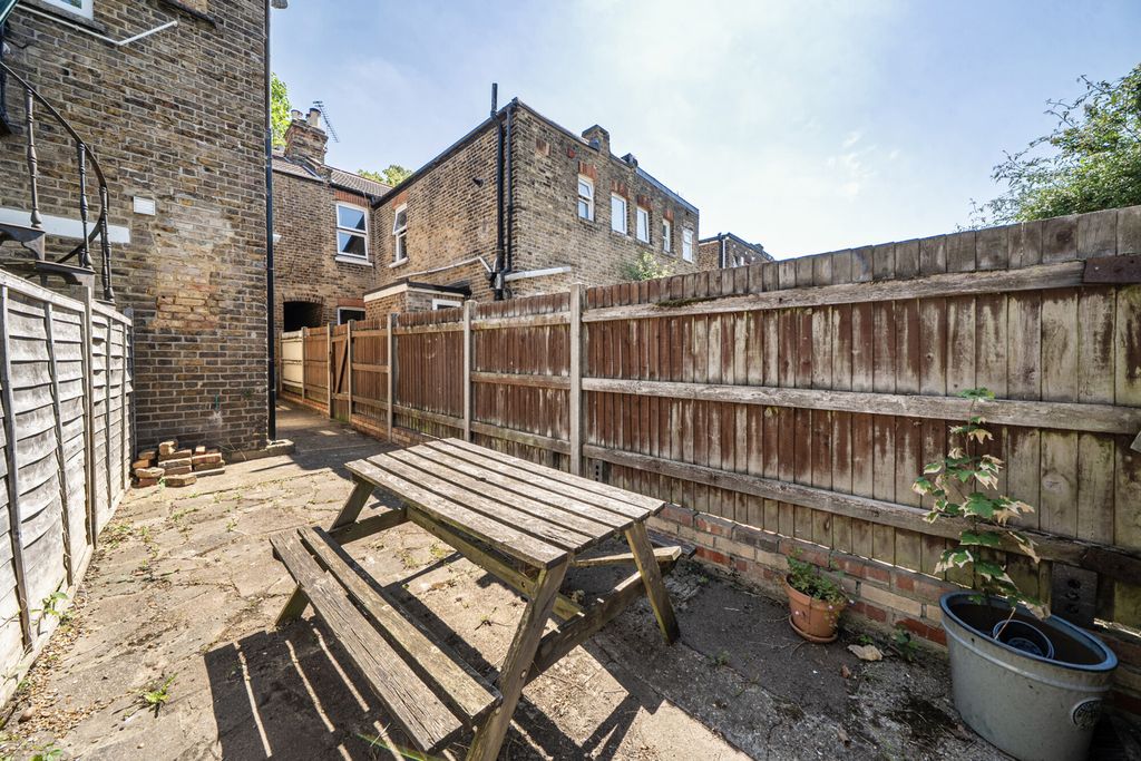 Property photo 2 of 22 1481949-5-6A351F0...