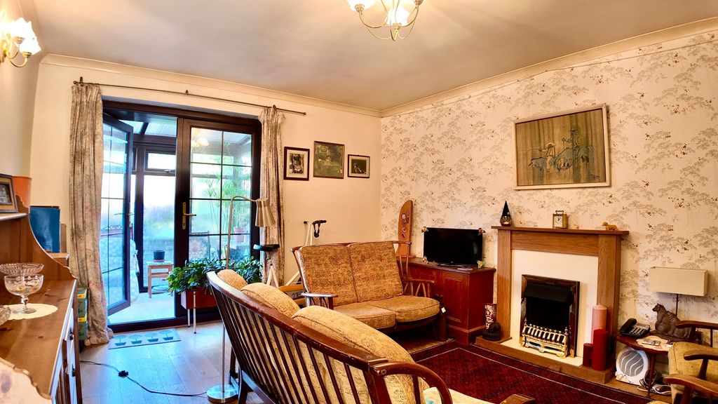 Property photo 3 of 29