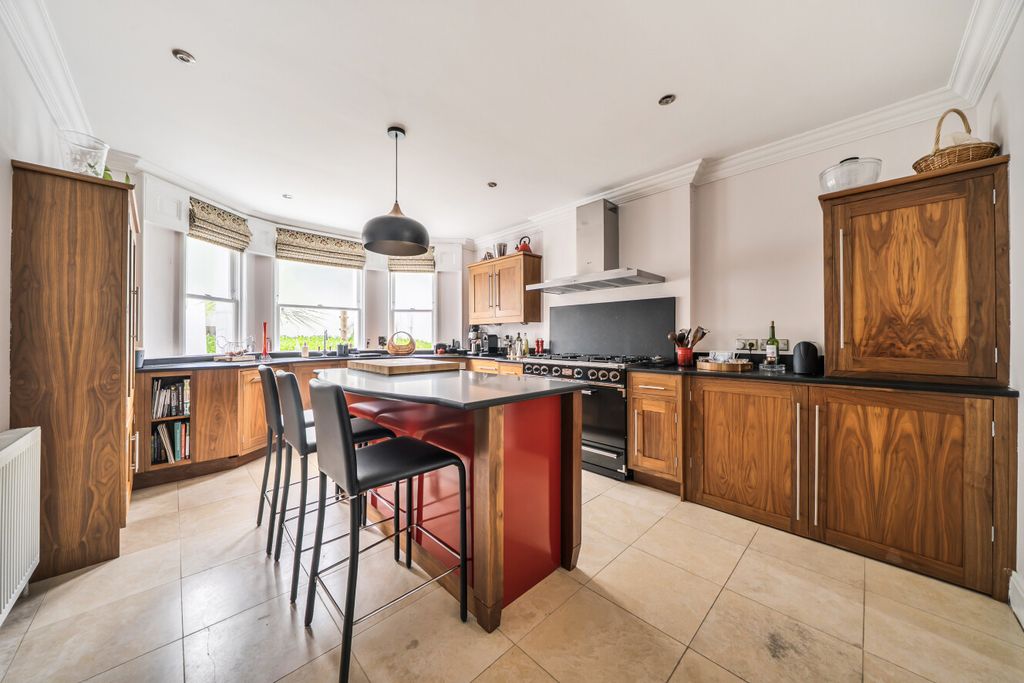 Property photo 3 of 21 1456539-10-69Fdd5...