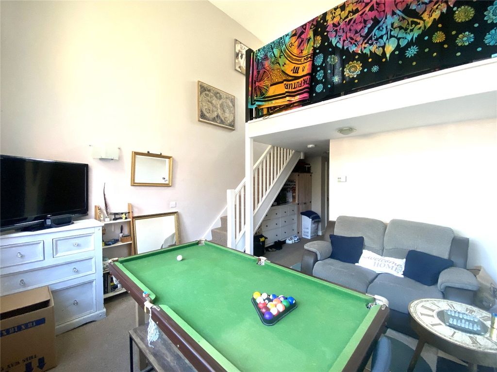 Property photo 3 of 7 Picture No. 11