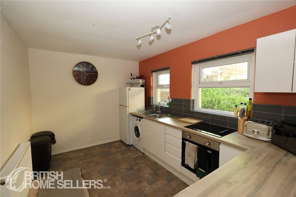 Property photo 3 of 14 Picture No. 29