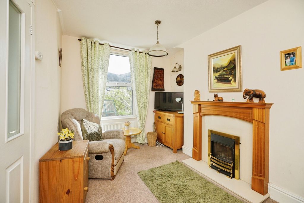 Property photo 2 of 22 Pbox-Img.Jpg