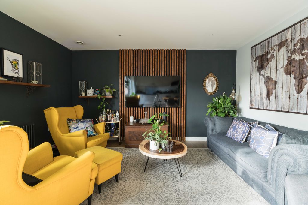 Property photo 3 of 14