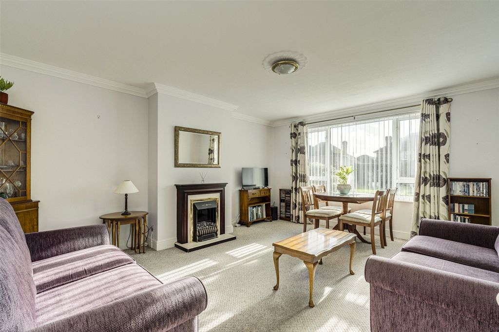 Property photo 2 of 20 Picture No. 01