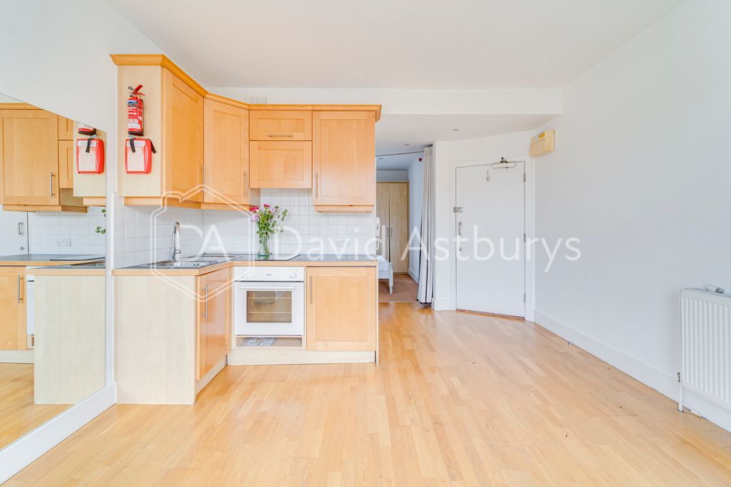 Property photo 2 of 8 Ndb09918_Enfused