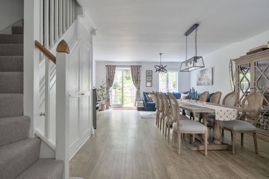 Property photo 2 of 19 Open Plan Living