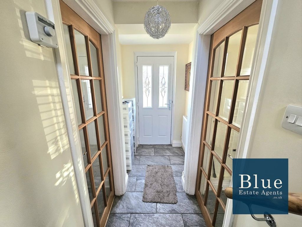 Property photo 2 of 29 Hallway