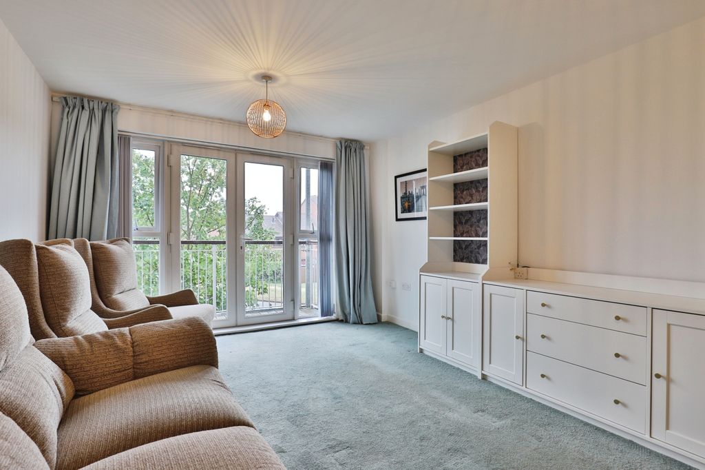 Property photo 1 of 20