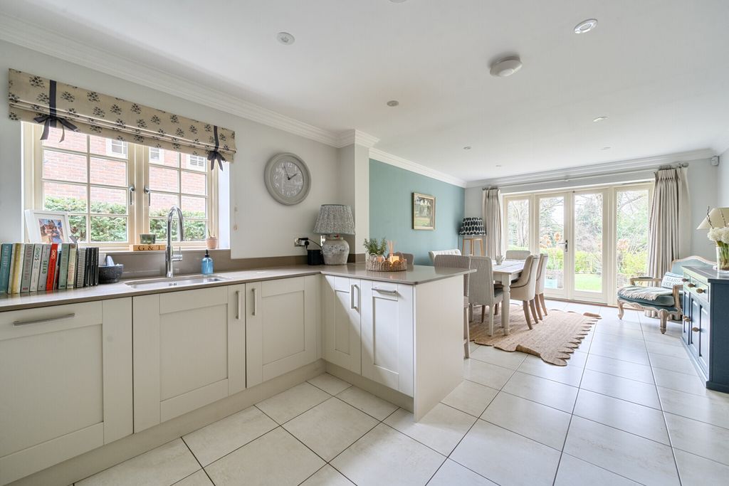 Property photo 3 of 29 Picture No. 66