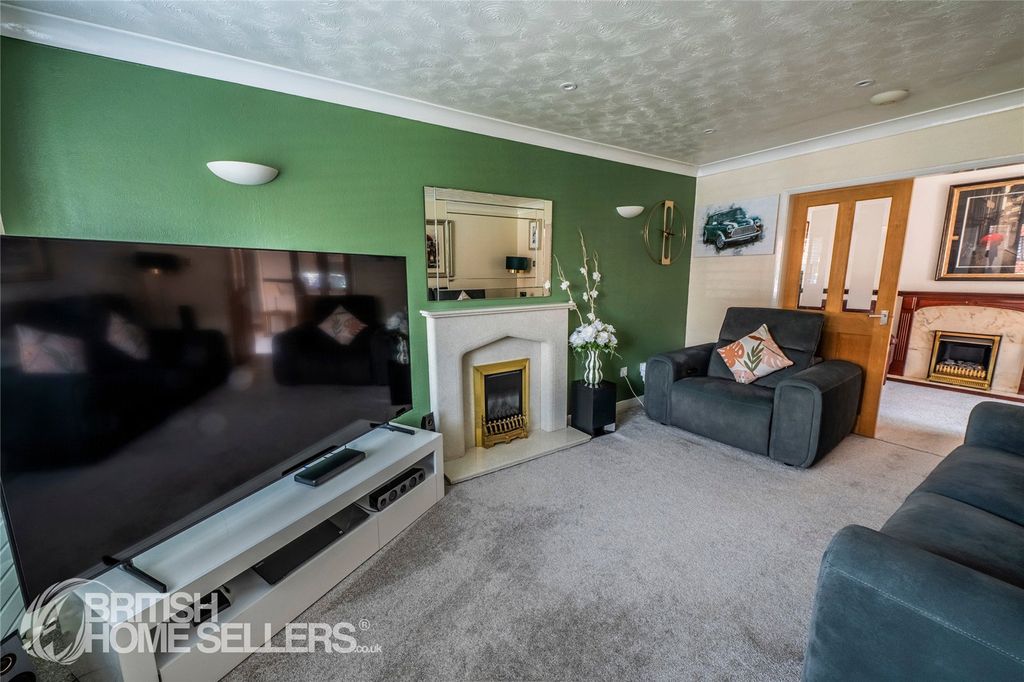 Property photo 2 of 17 Picture No. 04