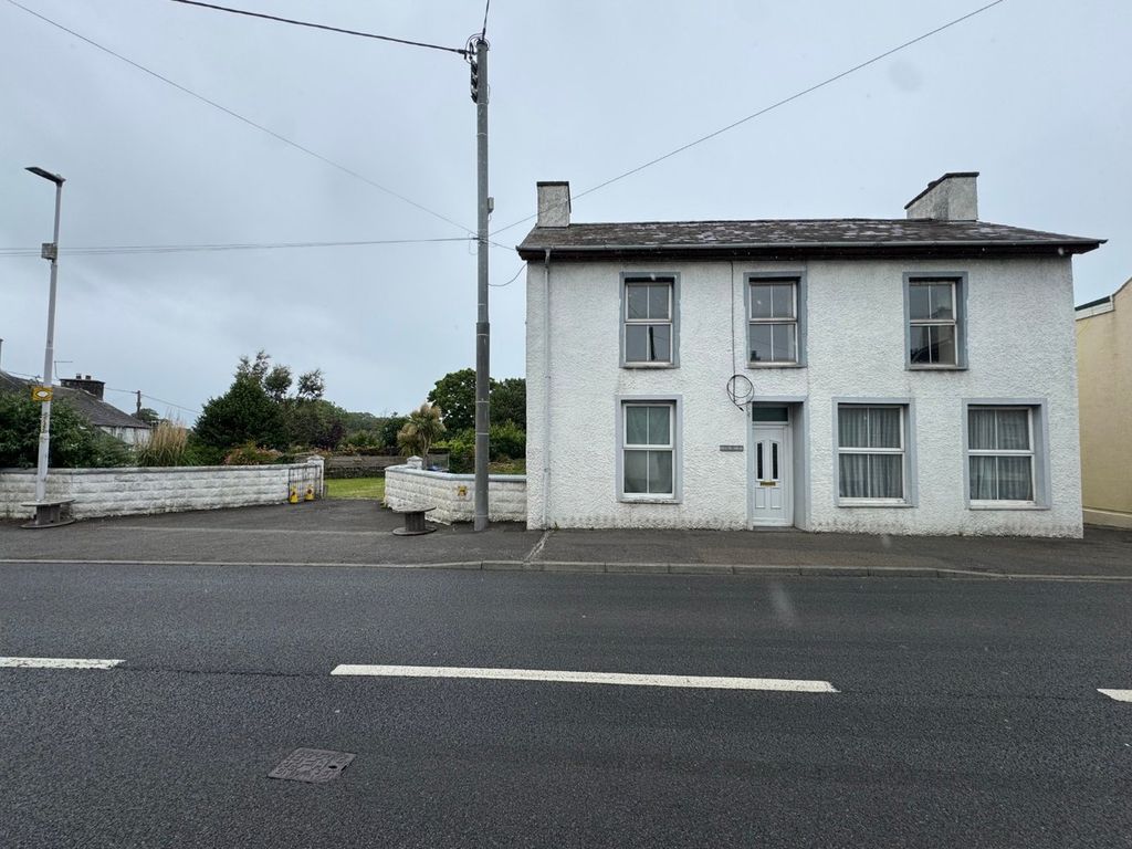 Property photo 1 of 37