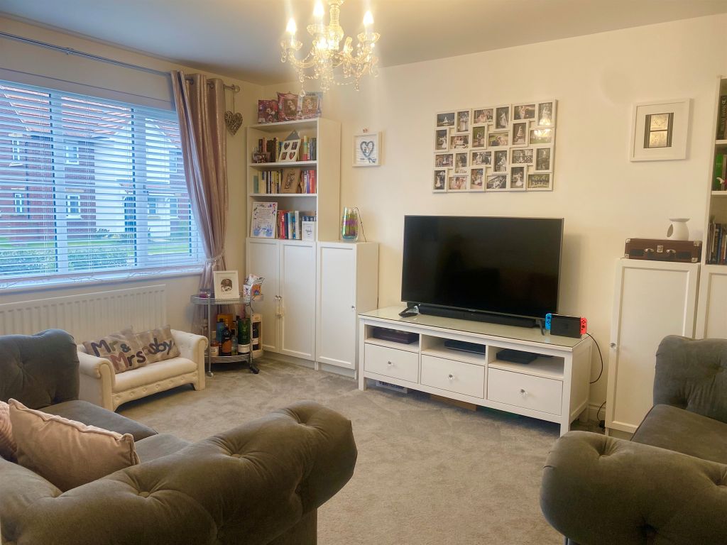 Property photo 2 of 20