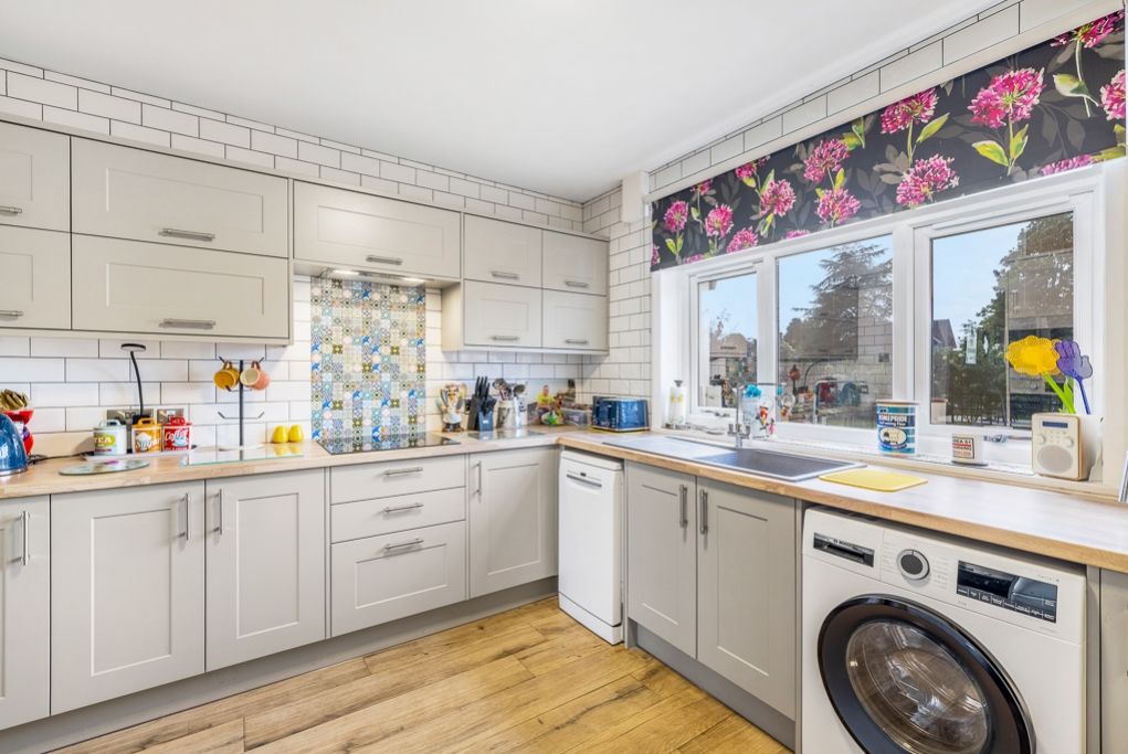 Property photo 3 of 26 12 Rochford Tower Lane (Fishtoft)-21