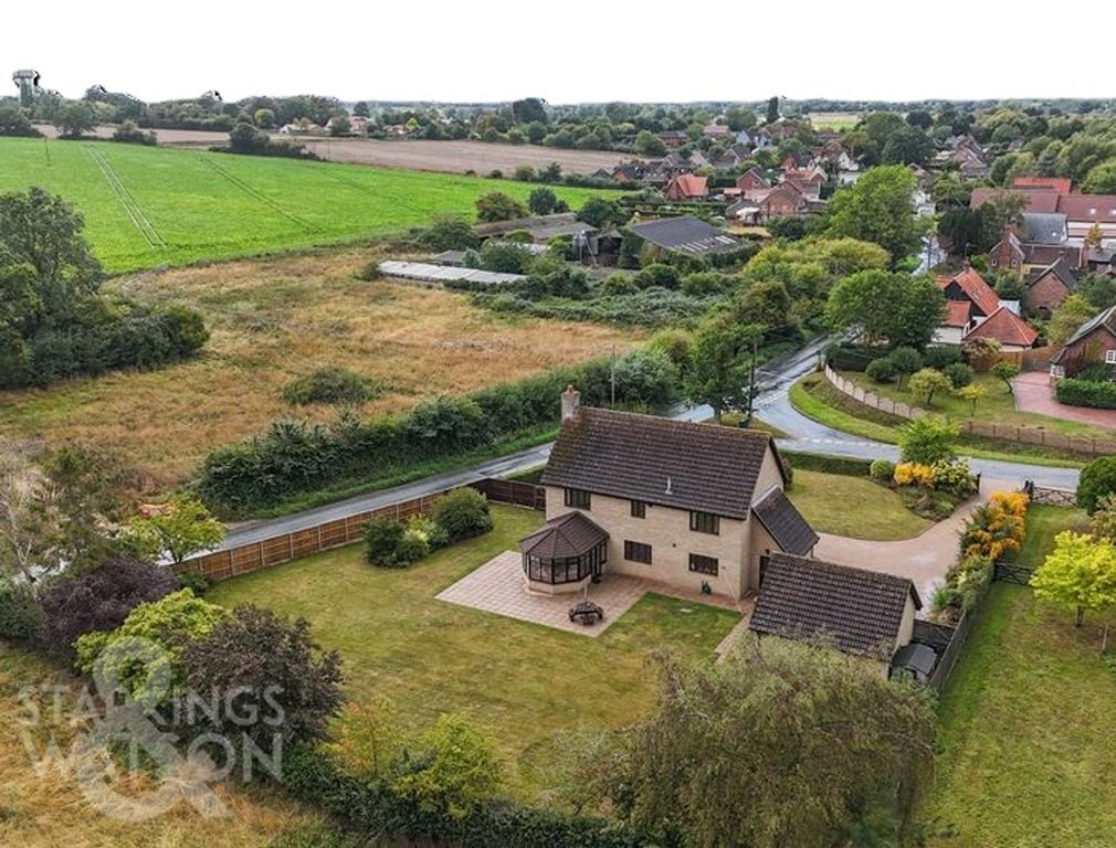 Property photo 2 of 28