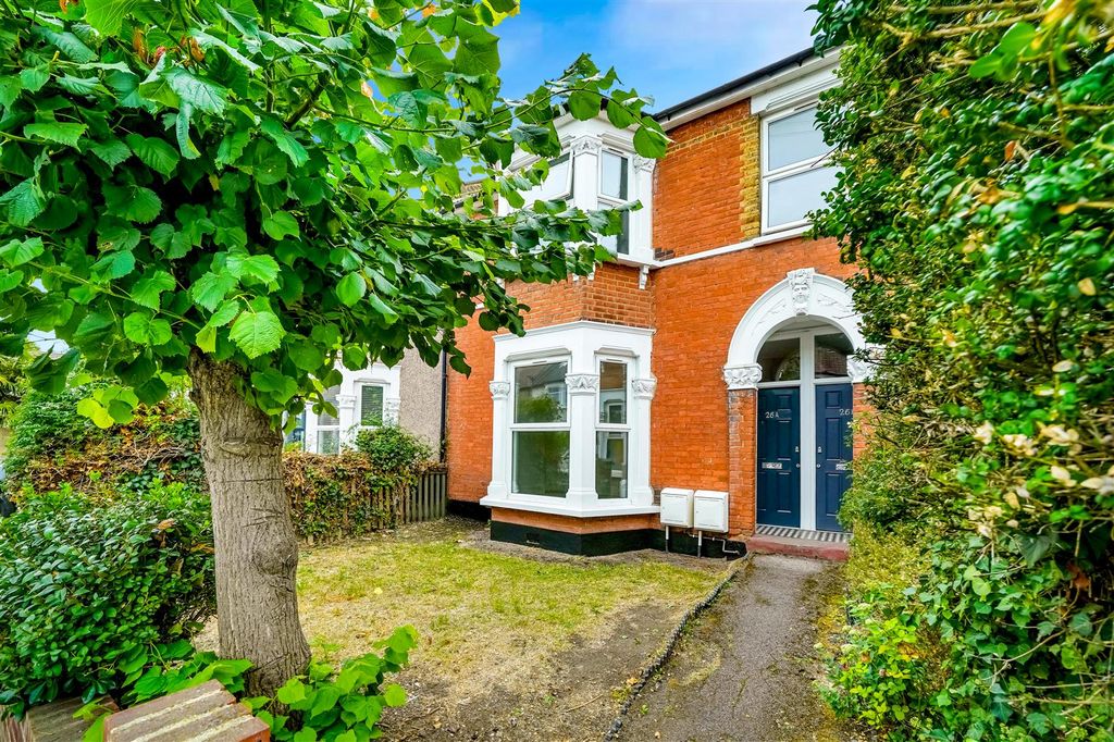 Property photo 2 of 25