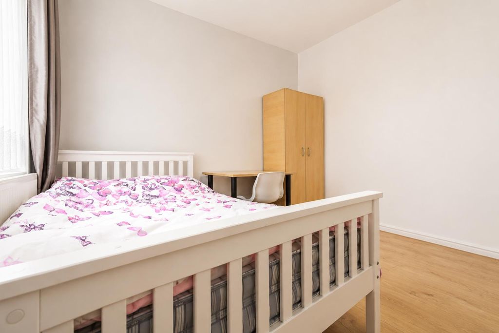 Property photo 2 of 5 2