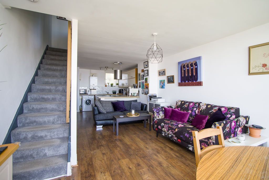 Additional image 7 of 2 bed flat for saleGwent, Northcliffe, Penarth CF64