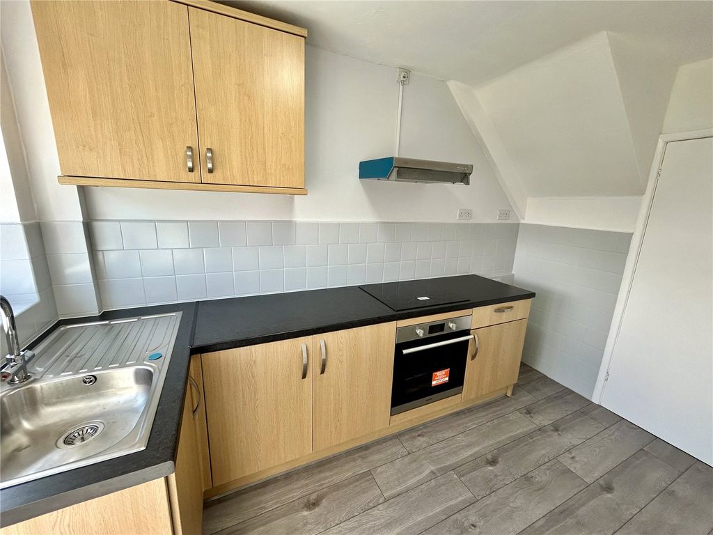 Property photo 3 of 17 Picture No. 07