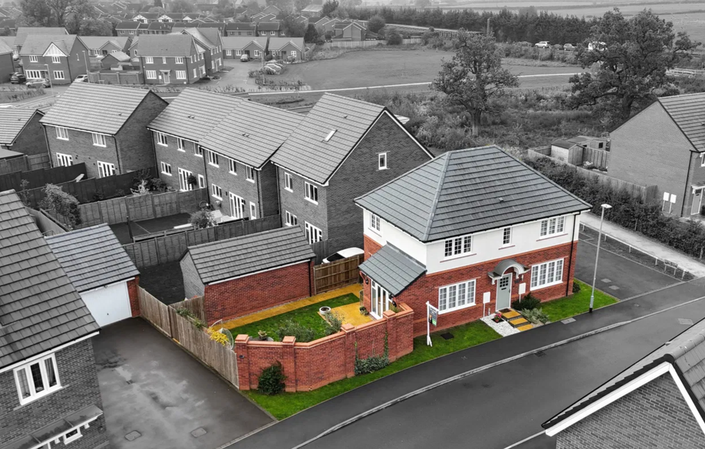 Property photo 1 of 31