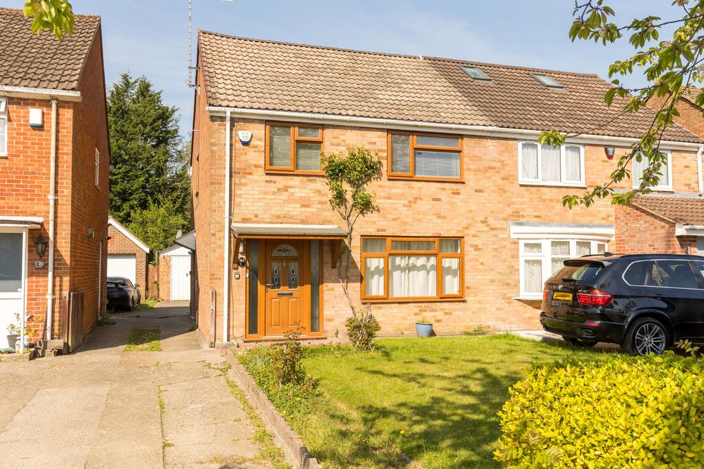 Property photo 1 of 26