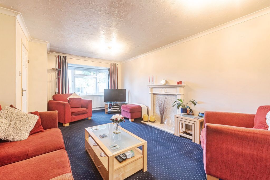 Property photo 3 of 32