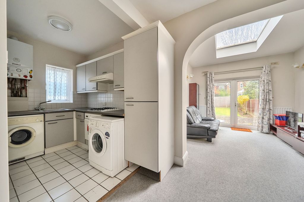 Property photo 2 of 19