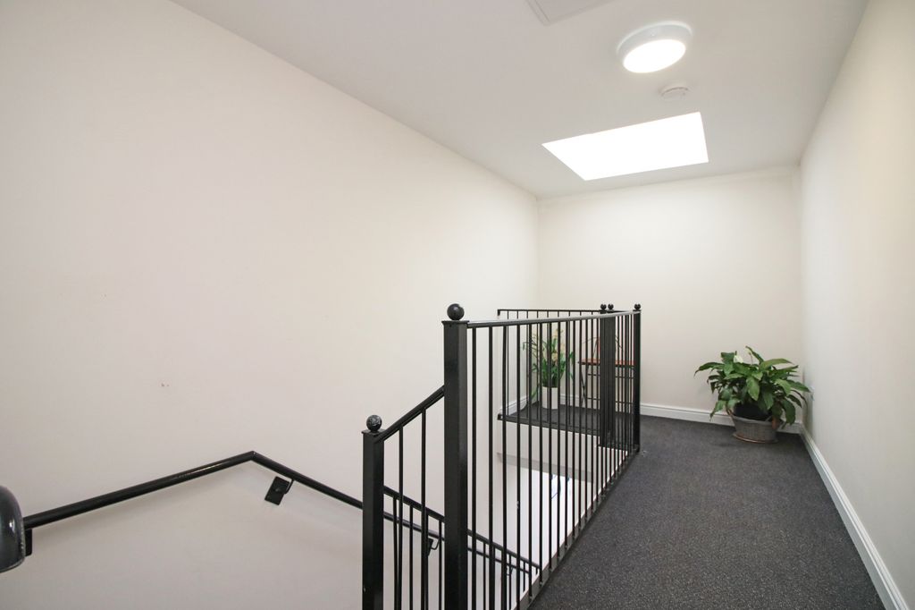 Additional image 14 of 2 bed flat for saleWindward Avenue, Fleetwood FY7