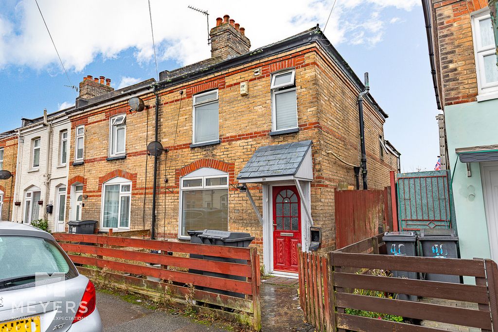 Property photo 1 of 8