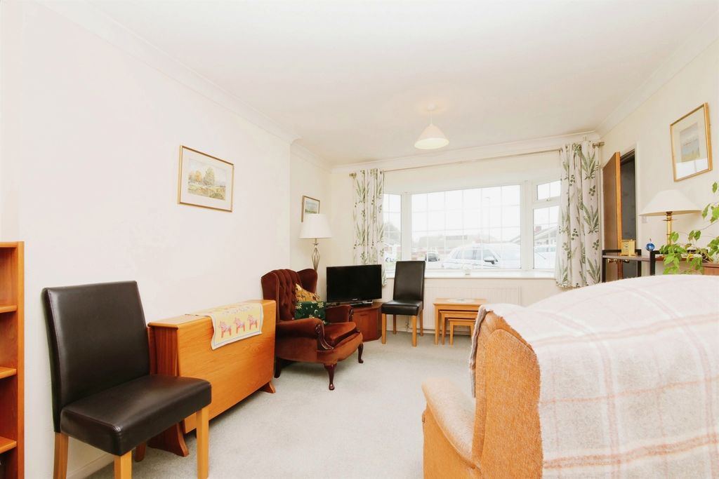 Property photo 3 of 18
