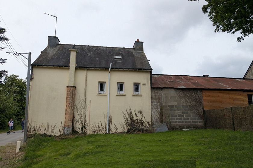 Property photo 2 of 17