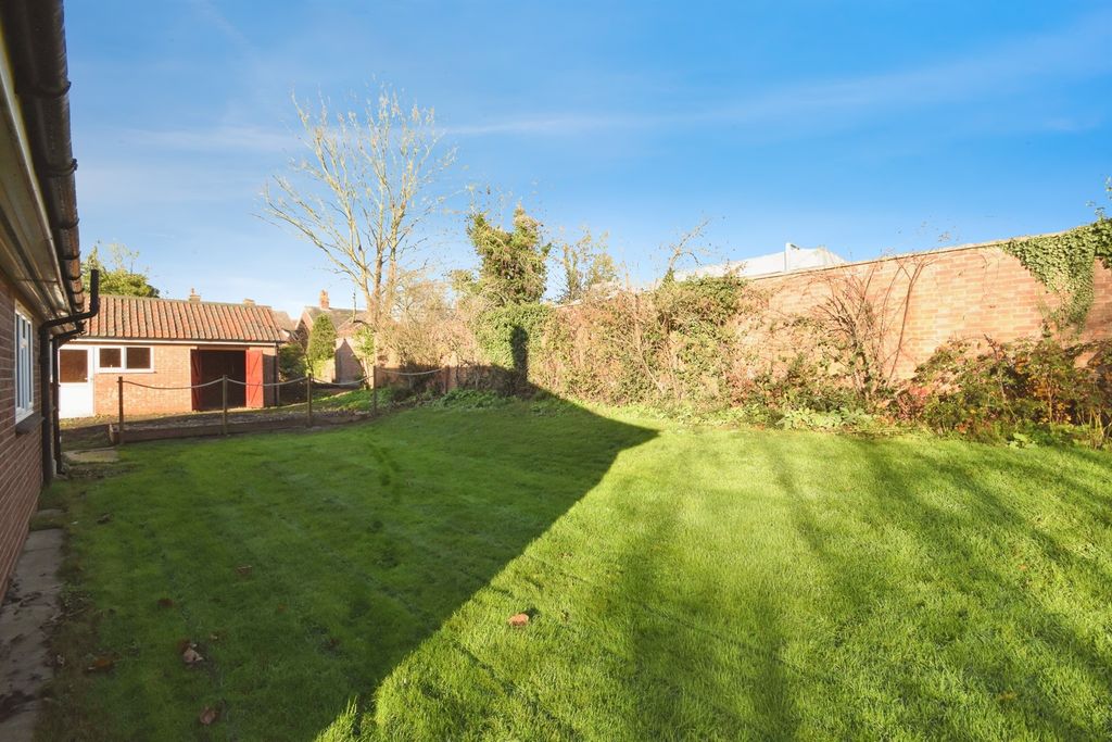 Property photo 1 of 4