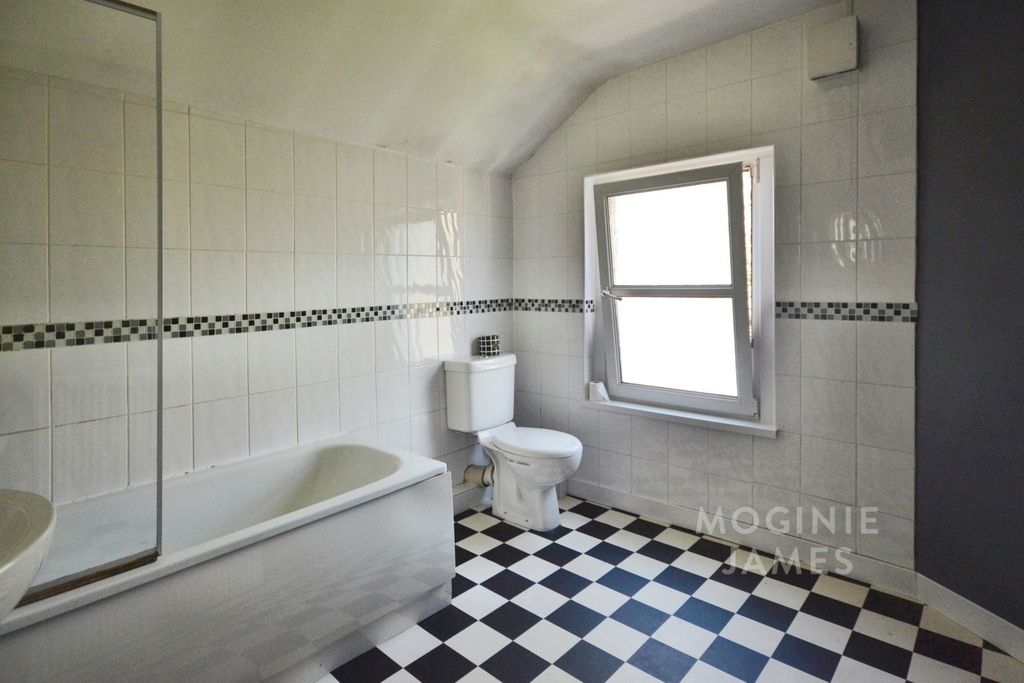 Property photo 3 of 15 Pbox-Img.Jpg