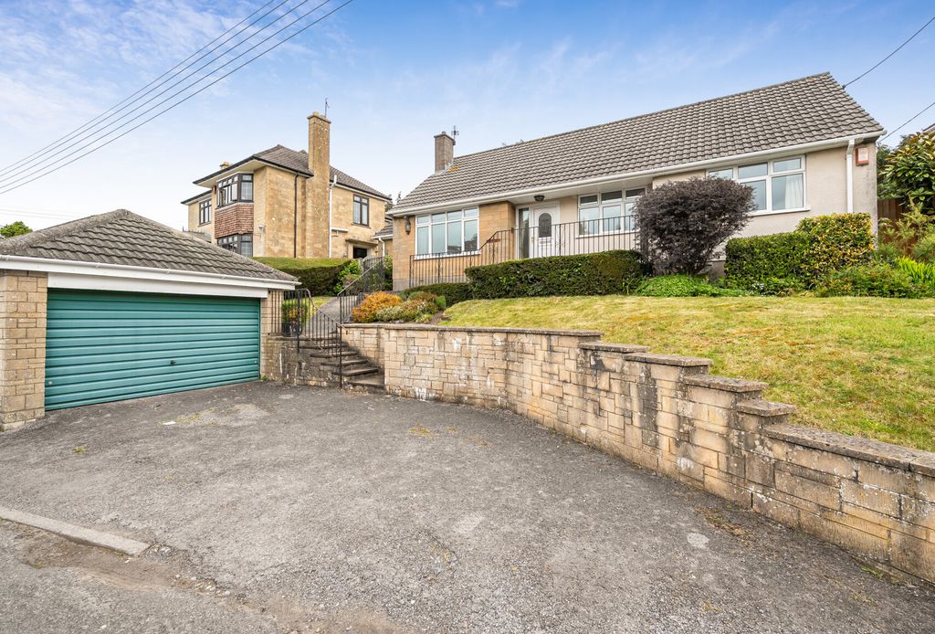 Property photo 1 of 21 1450680-1-69F0Bde...