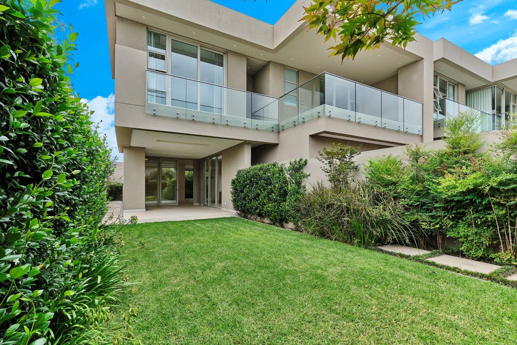 Property photo 1 of 25