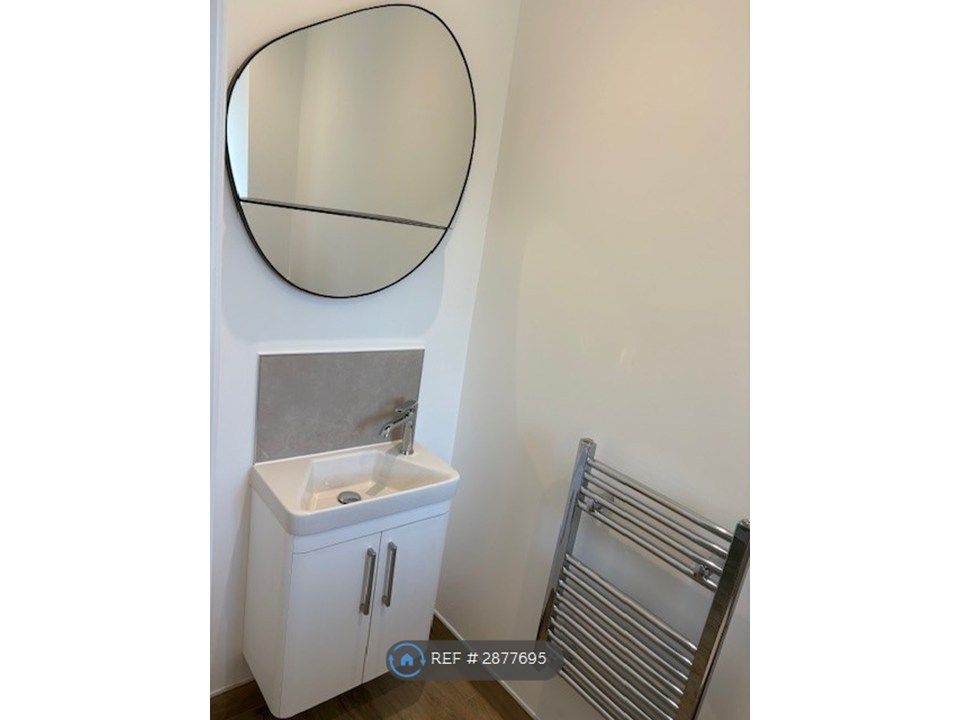 Property photo 3 of 17 Wc