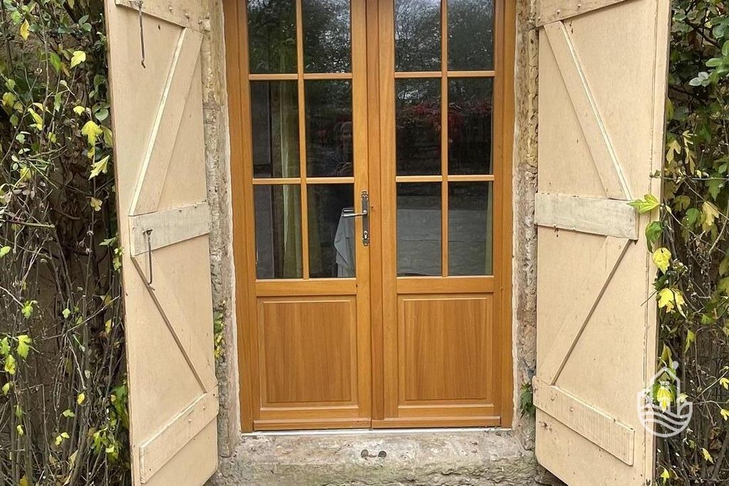 Property photo 3 of 15